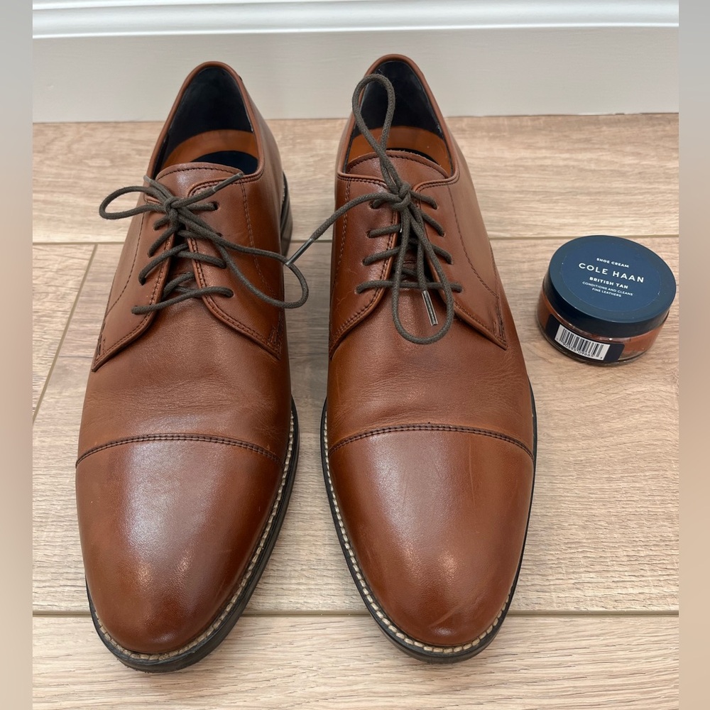 Cole Haan British Tan Cap Toe Derby/Blucher Lace Ups 9.5
